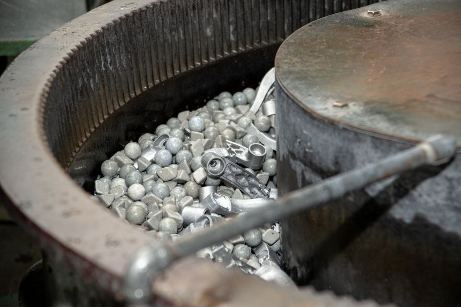 Tumbling surface finishing